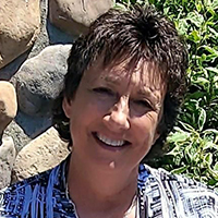 Stacey Locke headshot